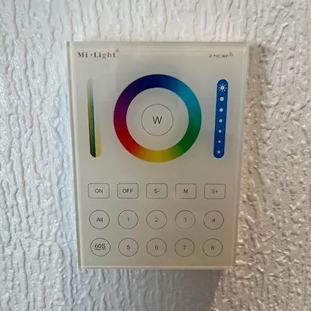 A/c - Fibra - Smarttv - Modern