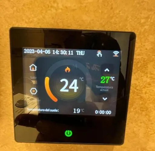 A/c - Fibra - Smarttv - Modern Apartmán *